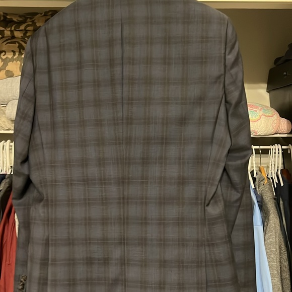 Hugo Boss Blue Check Suit 40R - Picture 5 of 5